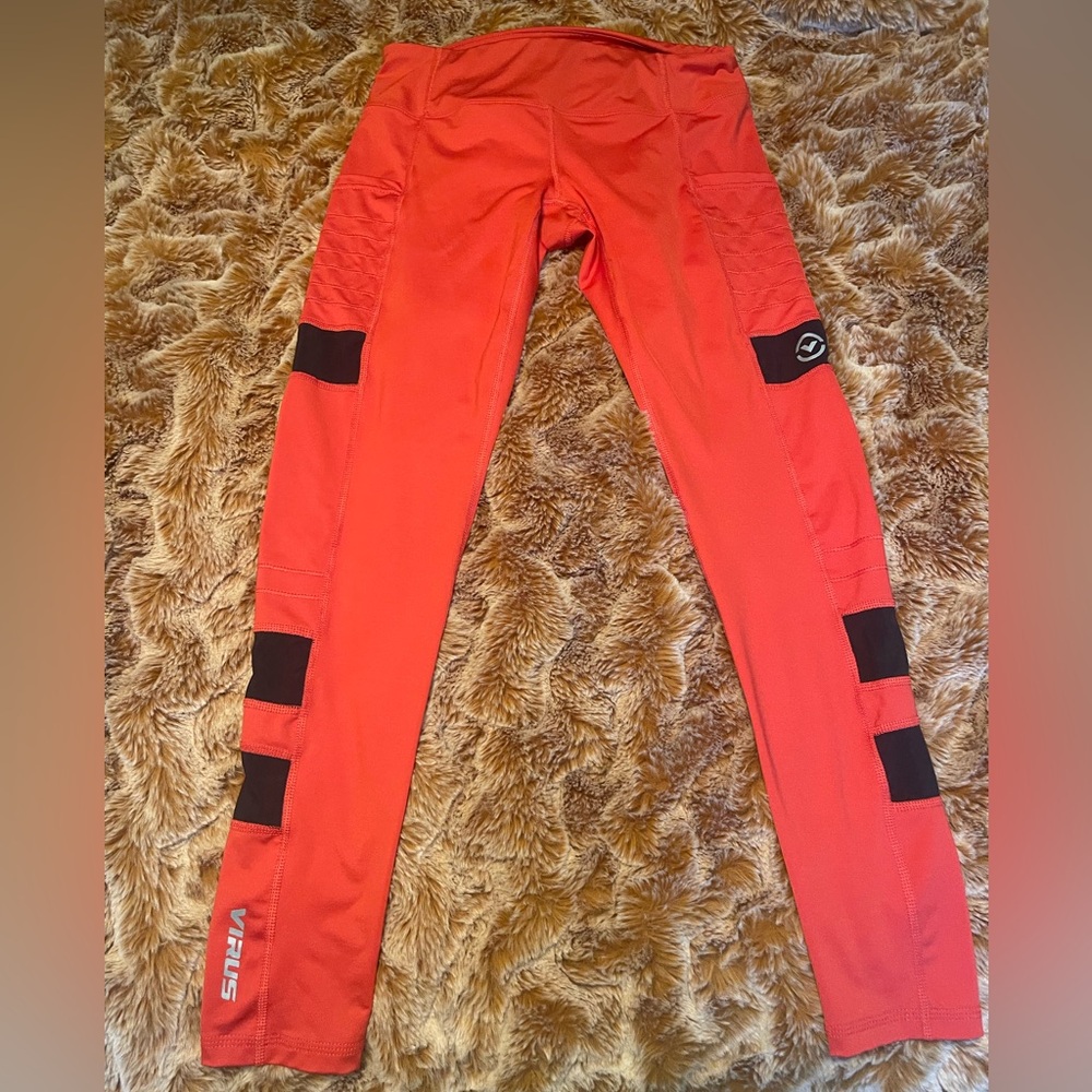 Virus Athletic Leggings